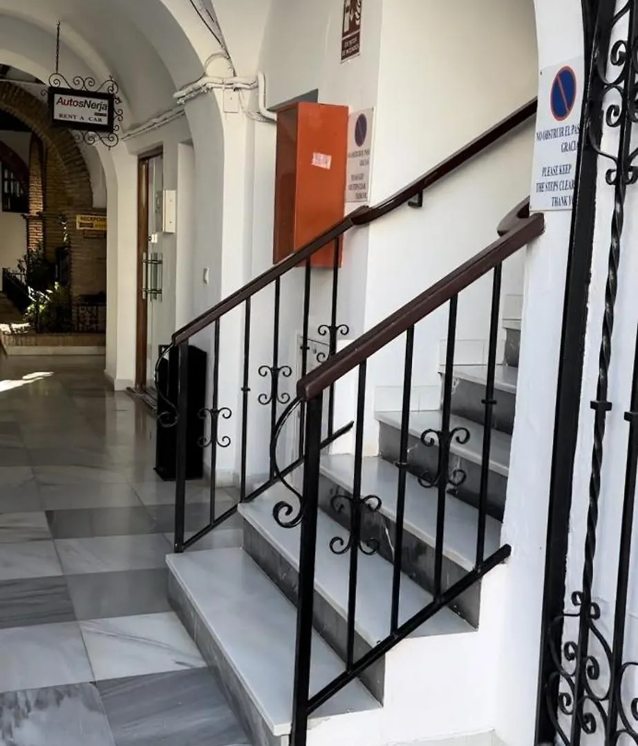 Apartment Right By The Pool Area In Capistrano Village! Nerja
