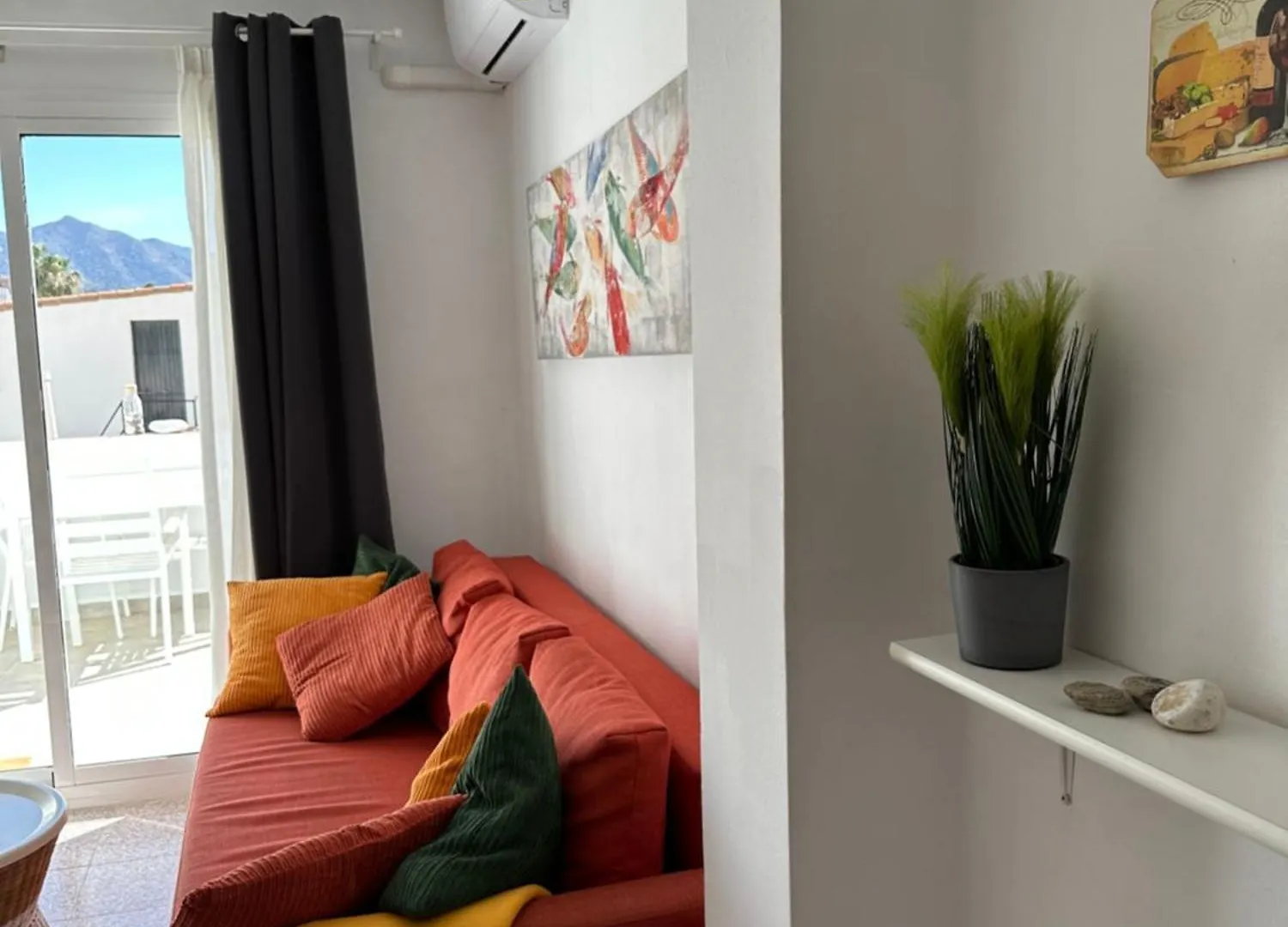 Right By The Pool Area In Capistrano Village! Nerja Espanha
